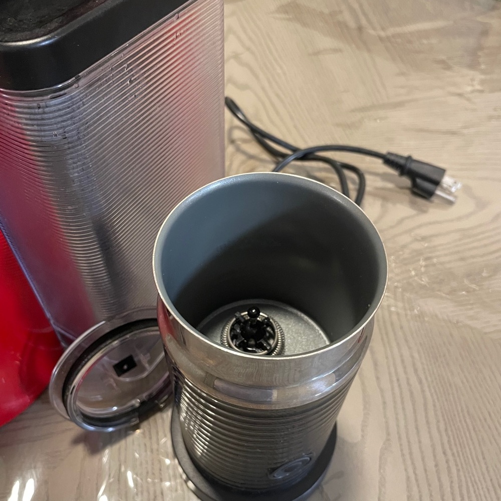 Nespresso Machine - Picture 3 of 3